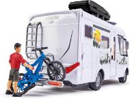 Immagine di DICKIE CAMPER Dickie Toys - Playlife Camper Set, Hymer B-Class Motorhome, con pannello, porta laterale, gavone e tetto apribili, Incluso personaggio, E-Bike, BBQ con luci, paddling, tavolo con sedia